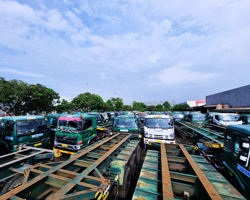 Armada Truk 1