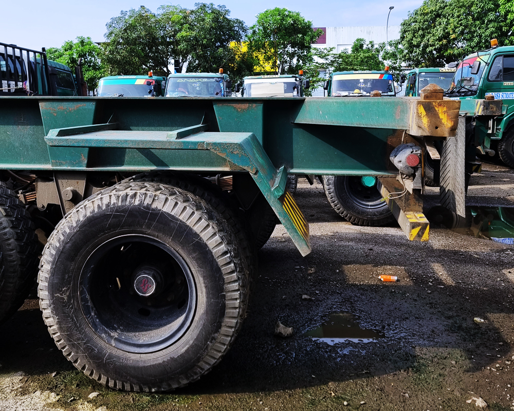 Armada Truk 7